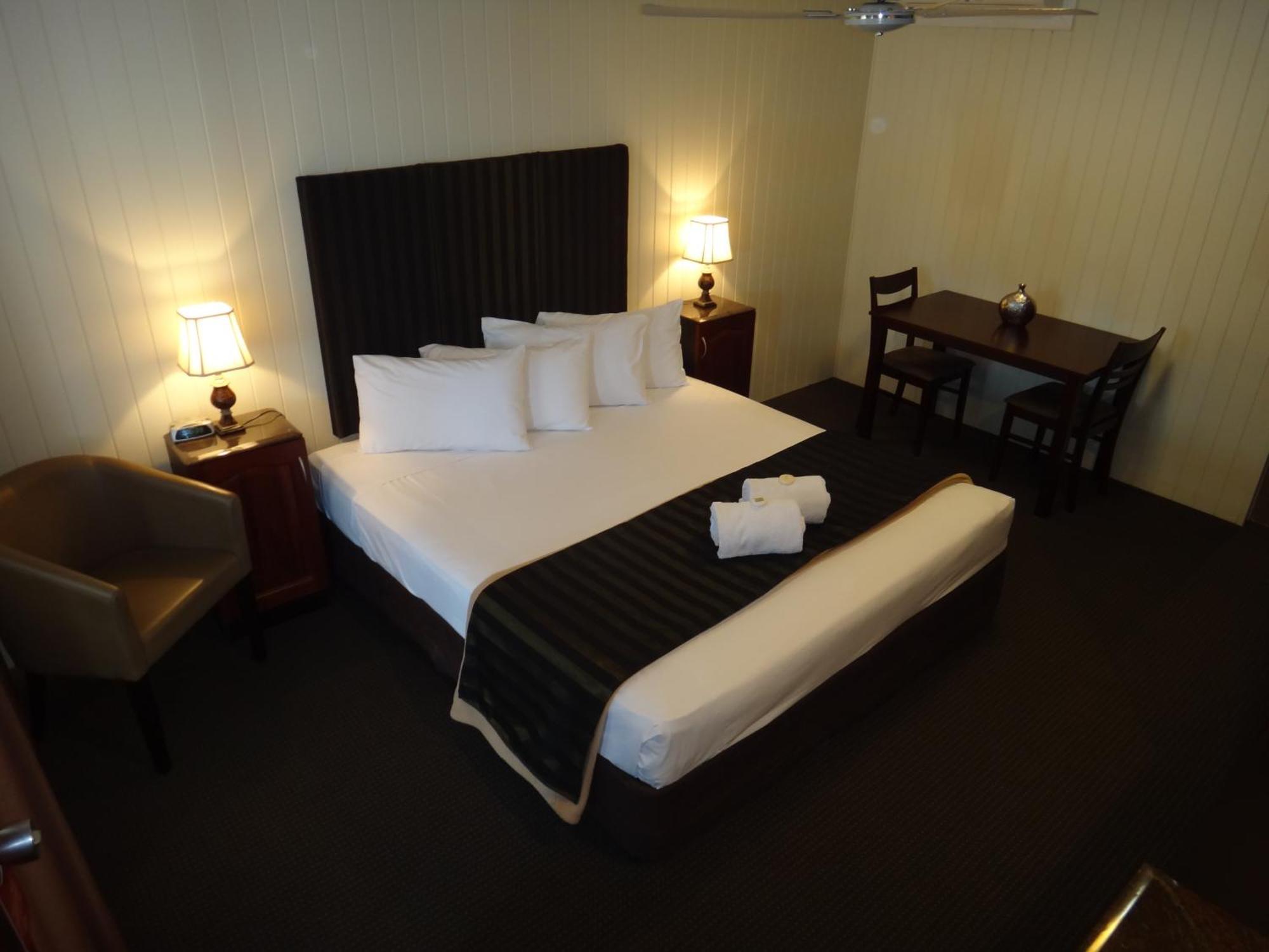 Country Plaza Motor Inn Mackay Kamer foto